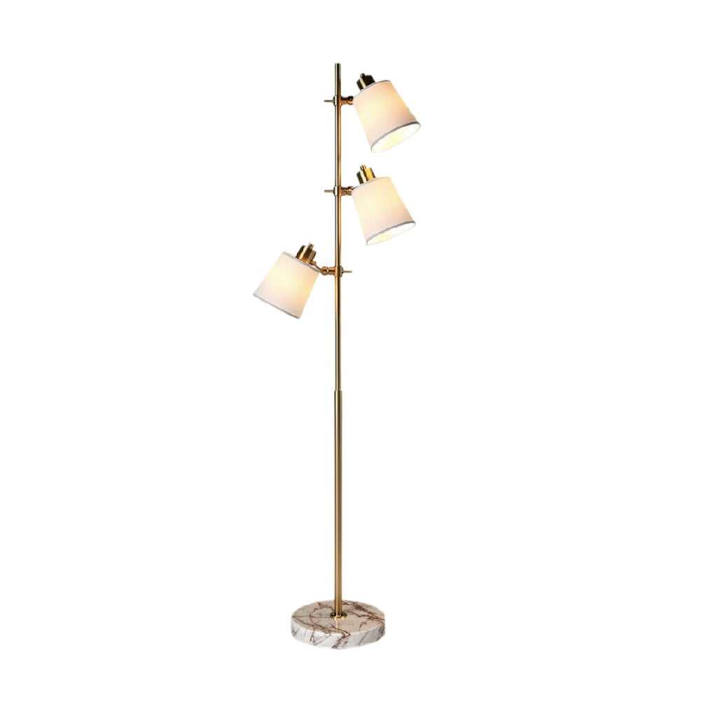 **Moderne Vloerlamp met Drie Witte Lampenkappen en Marmeren Basis**